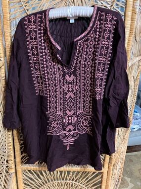 Embroidered V-Neck Women’s Tunic Top - Dark Plum with Pink Embroidery